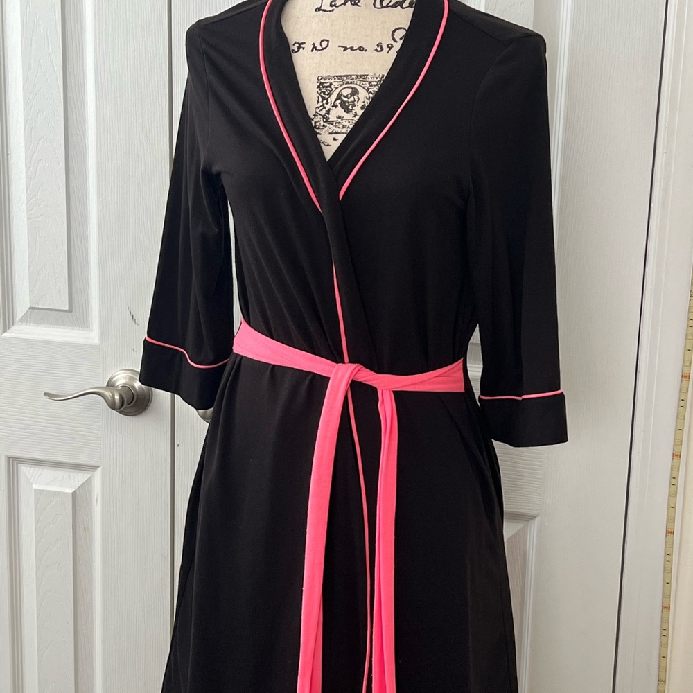 Woman’s robe/bathrobe